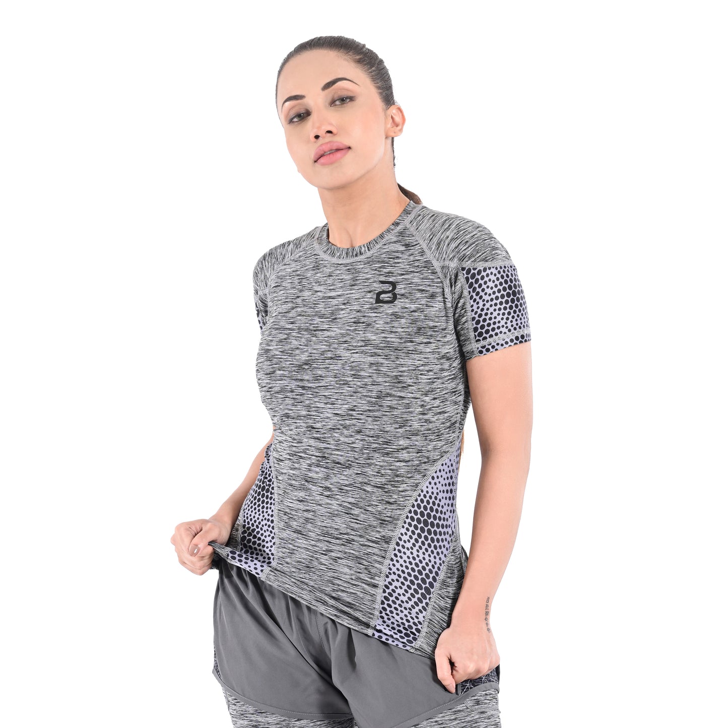 2Bold Grey Women’s Rash Guard –Long Sleeve Compression Shirt for MMA, BJJ, Yoga, Surf, Running & Gym Training Women Half sleeve Rash guard