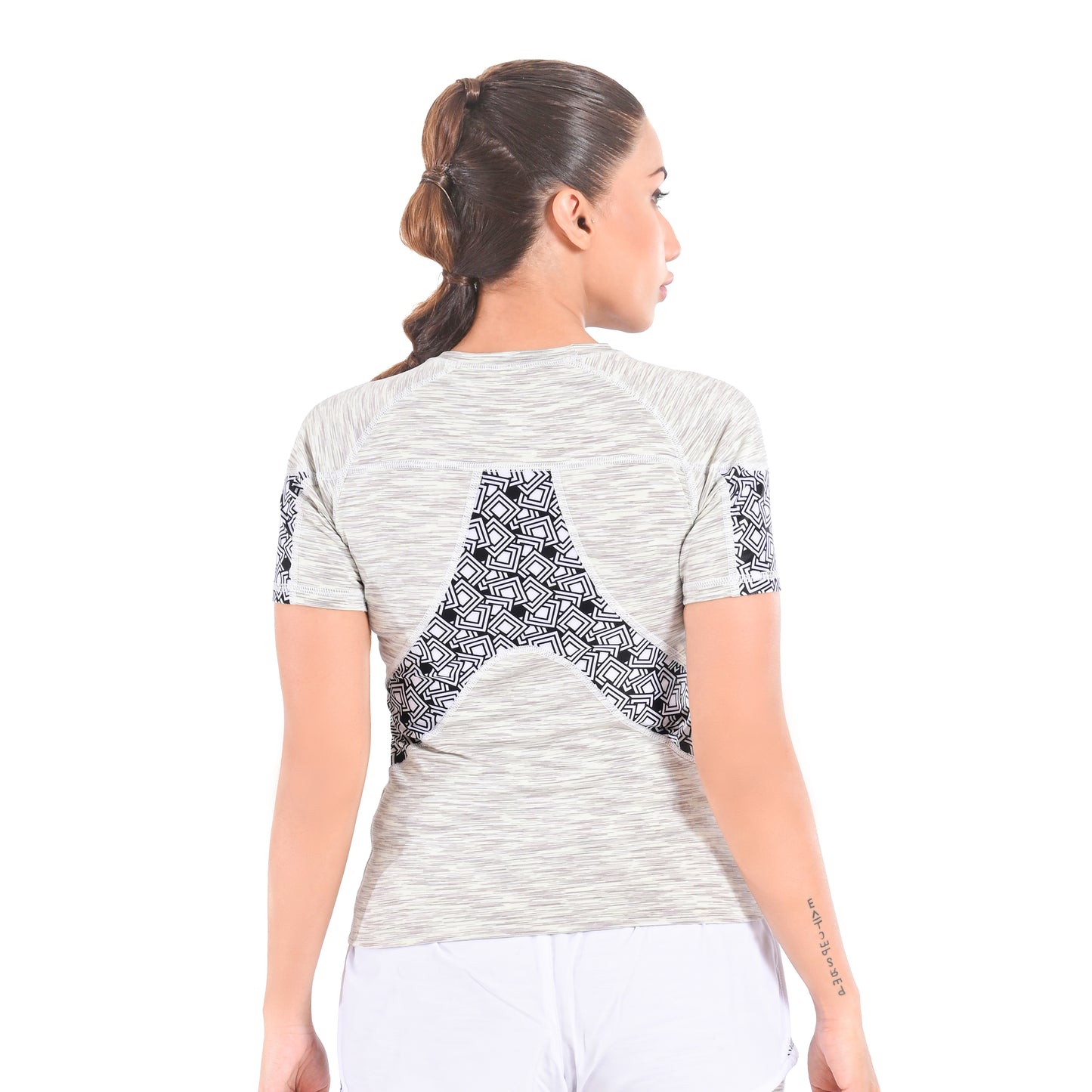 2Bold White Women’s Rash Guard –Long Sleeve Compression Shirt for MMA, BJJ, Yoga, Surf, Running & Gym Training Women Half sleeve Rash guard
