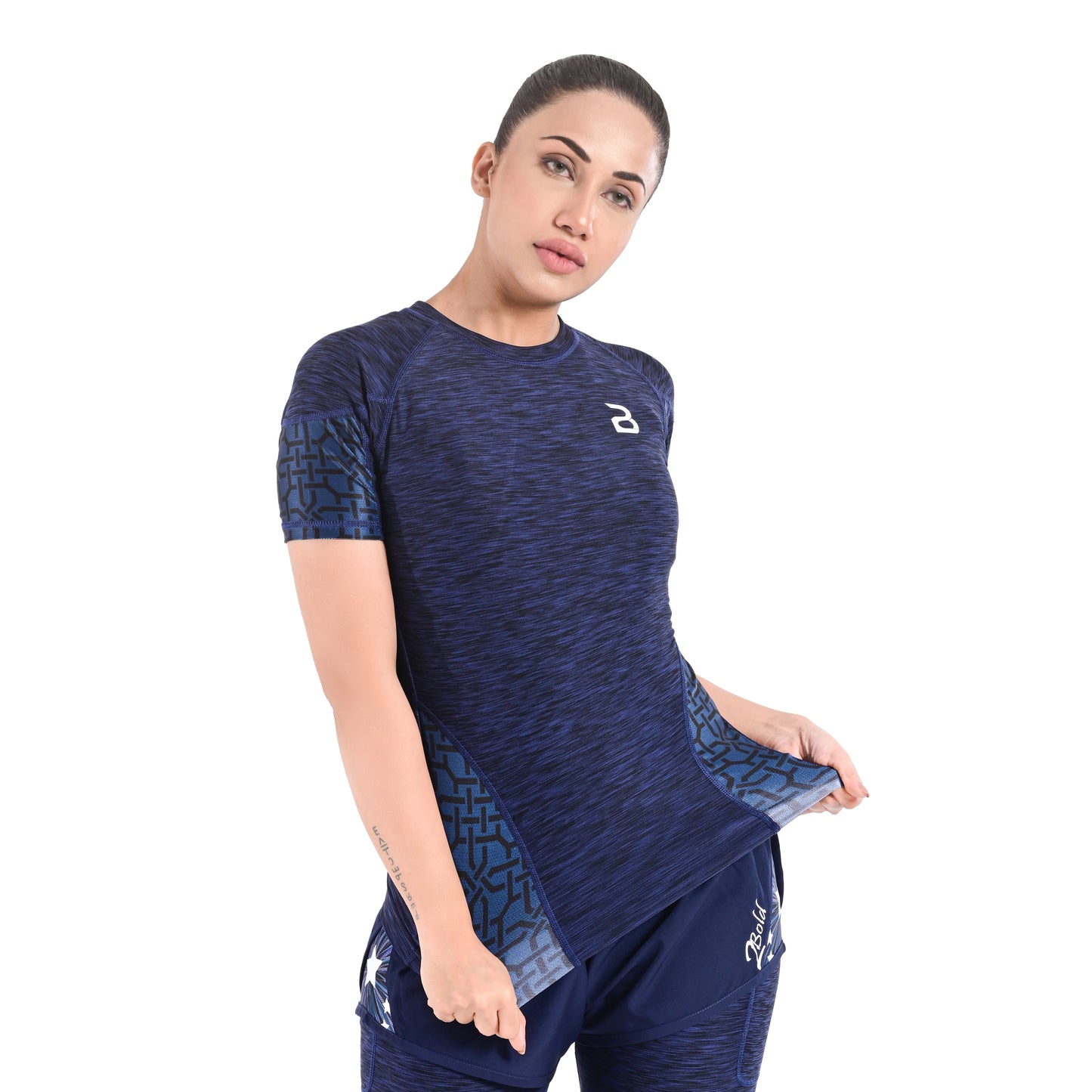 2Bold Blue Women’s Rash Guard –Long Sleeve Compression Shirt for MMA, BJJ, Yoga, Surf, Running & Gym Training Women Half sleeve Rash guard
